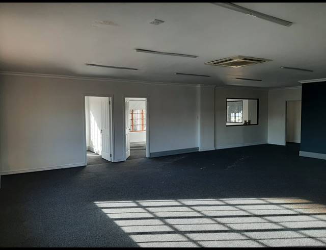 114M² OFFICE TO LET IN HILLCREST CENTRAL